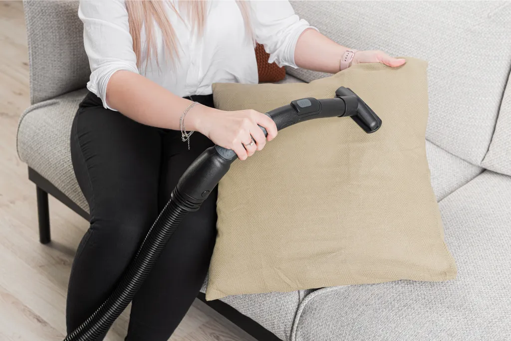 ETA STORMY ANIMAL Beutelloser Staubsauger ETA251790000, 800 W, ENDLESS SUCTION-Technologie, HEPA-Filter, Nr. 13 , Aktionsradius 10 M, Kabellänge 7 M 8 ETA STORMY ANIMAL Beutelloser Staubsauger ETA251790000, 800 W, ENDLESS SUCTION-Technologie, HEPA-Filter, Nr. 13 , Aktionsradius 10 M, Kabellänge 7 M – Bild 8