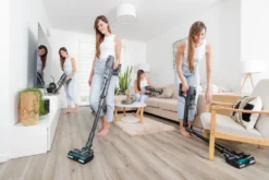 Hand- Und Akkustielstaubsauger ETA Sonar Artikel-Nr.: ETA223290000 2 In 1 Hand- Und Akkustielstaubsauger Mit Digital-Motor, Rotierender Turbobürste, Flexiblem Gelenk Und 25,2 V Li-Ionen-Akku. -Rowenta || Bosch Verkäufe c68e7a1242f52a1b86b4f7e1ac139566