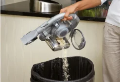 Black & Decker Black&Decker PD1820L Kleinstaubsauger, 25 Watt 32 Black & Decker Black&Decker PD1820L Kleinstaubsauger, 25 Watt -Rowenta || Bosch Verkäufe d014bc0a5bda038aad462398e091ce35