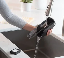 IRobot Roomba I7158 Saugroboter Wi-Fi + App 75 Min. Laufzeit Beutellos Schwarz -Rowenta || Bosch Verkäufe e2724e0c798fc10ba5e015846a06f32a