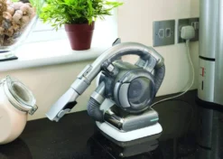 Black & Decker Black&Decker PD1820L Kleinstaubsauger, 25 Watt 35 Black & Decker Black&Decker PD1820L Kleinstaubsauger, 25 Watt -Rowenta || Bosch Verkäufe efc682e7998a98bcb0f6832e8581680c