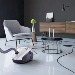 AEG VX8-2-6IW Bodenstaubsauger Ultra Silence Ice White Max. 600 Watt 12m Radius -Rowenta || Bosch Verkäufe f5bdcc182a11c382d87ec2bbd7853e87